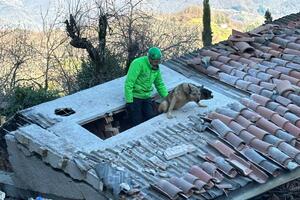 Si cerca tra le macerie a Eglio: oltre le unità cinofile, anche i volontari della Croce Rossa