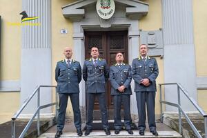 Guardia di finanza, indetto concorso per allievi marescialli