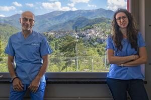 Monticino come Posillipo: dal dottor Aucelli la cura dei denti è con vista mozzafiato su Coreglia