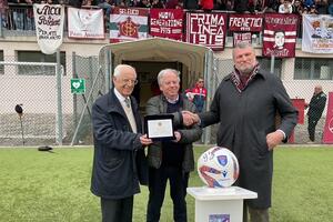 Una domenica da incorniciare per il Ghiviborgo: sette gol al Livorno, salvezza e tanta voglia di fare festa