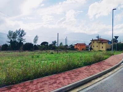 Barga, l&#039;opposizione richiede la caratterizzazione ambientale del sito destinato al nuovo asilo nido: preoccupazioni sulla salubrità dell&#039;area